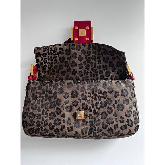 Vintage Fendi Cheetah print enamel buckle baguette - Picture 7 of 9